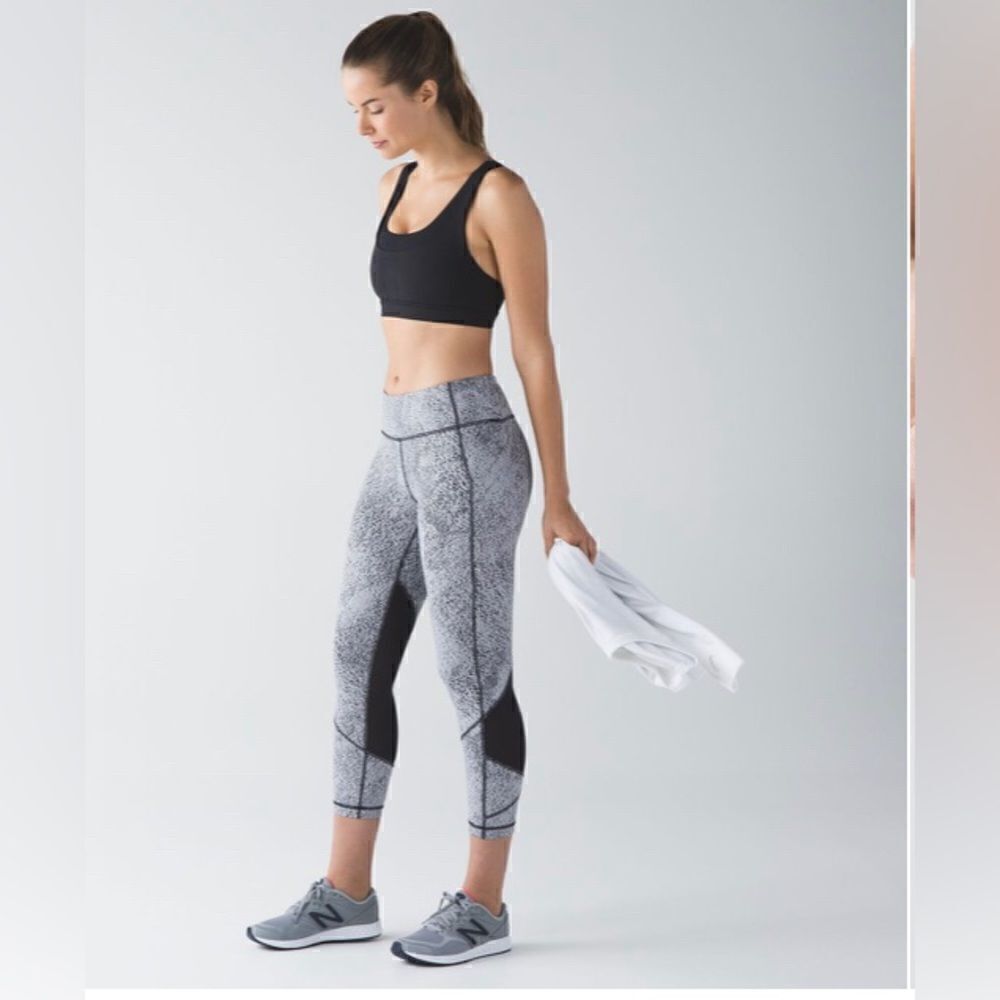 Lululemon Pace Rival Crop 